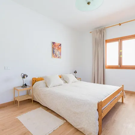 Agaete Pupe By Canariasgetaway * Agaete (Gran Canaria)
