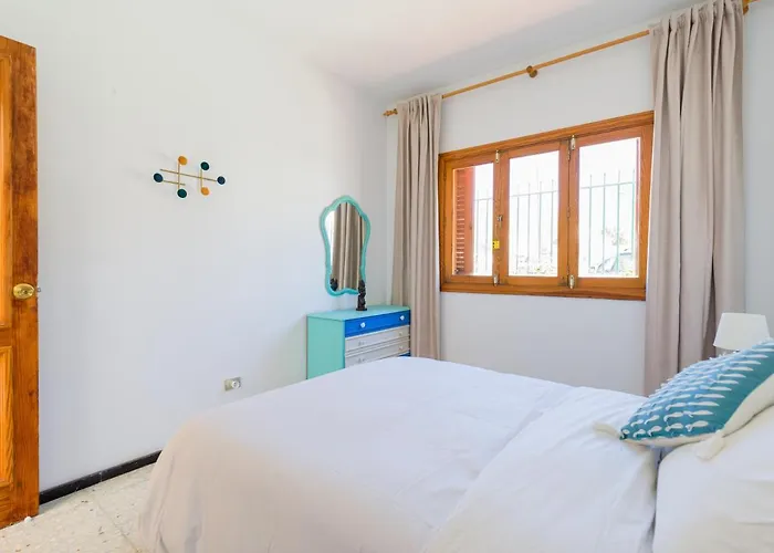 Pupe By Canariasgetaway * Agaete (Gran Canaria)